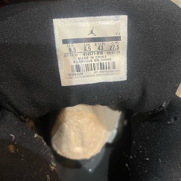 Jordan Retro 13 Black Red Sneakers - Picture 10 of 11